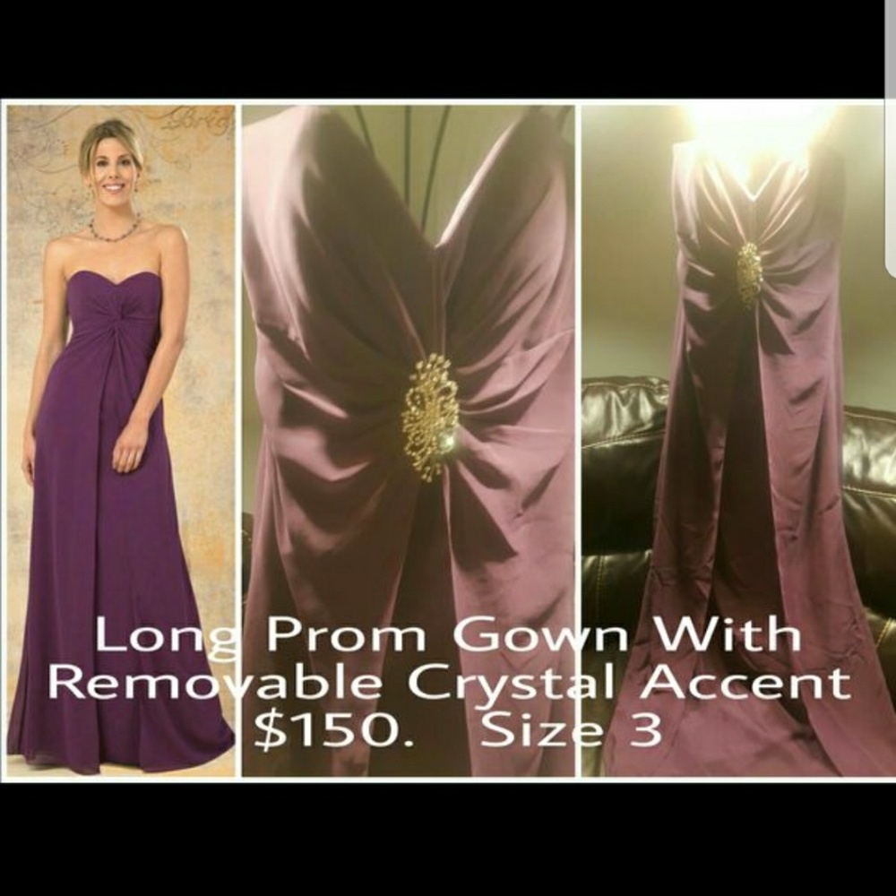 Elegant Long Sleeveless Dress Gown. Size 2-3